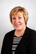 Mrs Tricia Carter